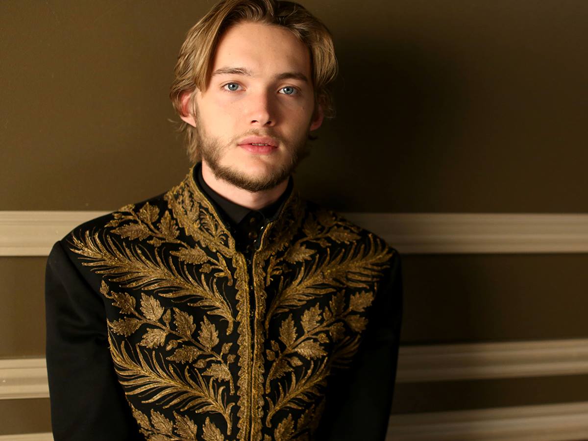 Toby Regbo