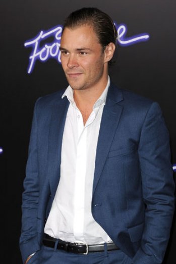 Patrick Flueger