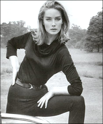 Tania Mallet