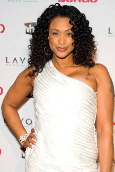 Tami Roman