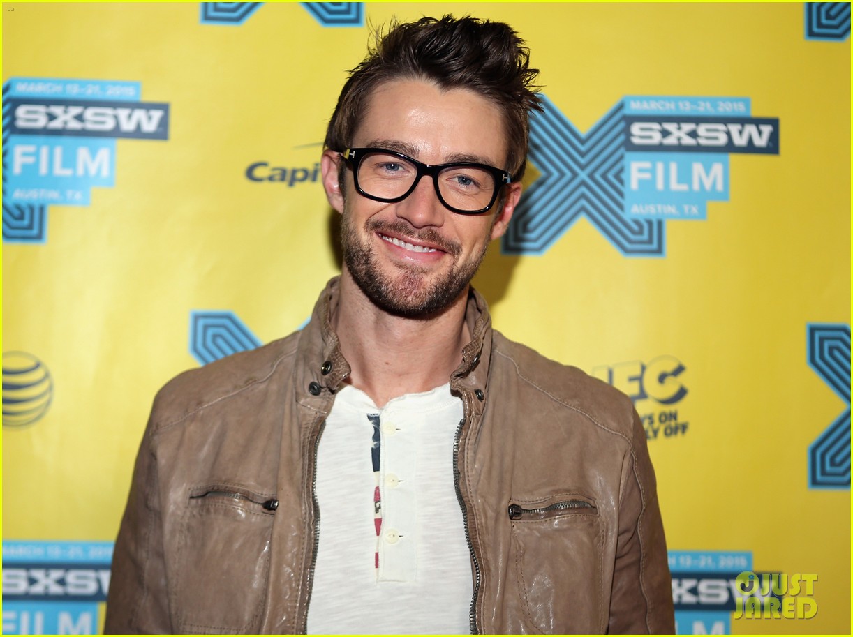 Robert Buckley