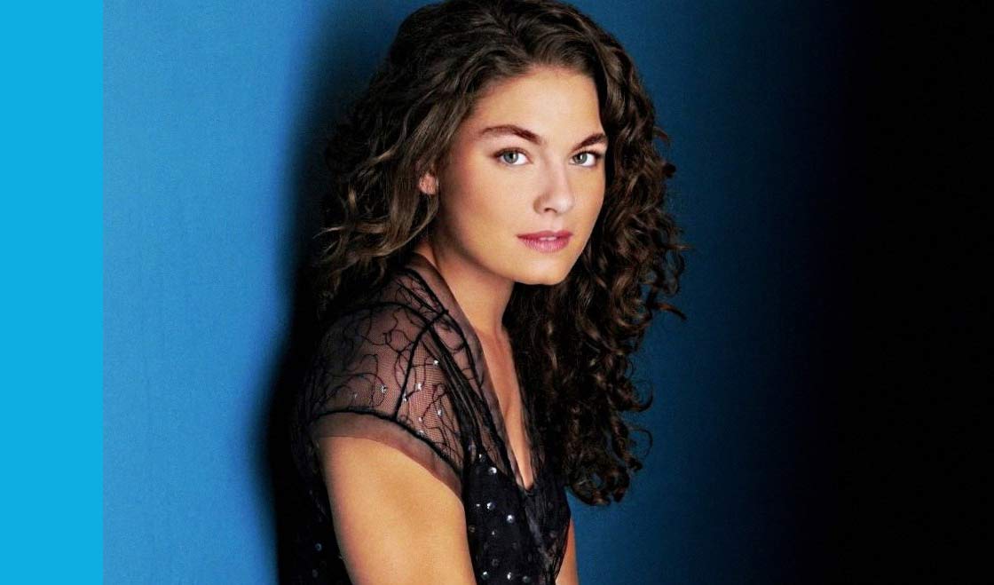 Alexa Davalos
