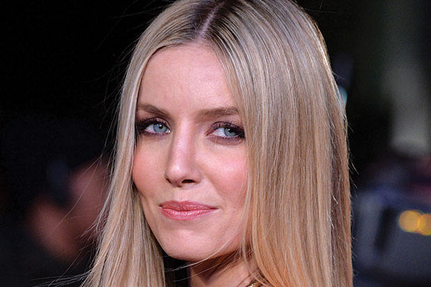 Annabelle Wallis