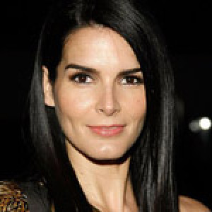 Angie Harmon