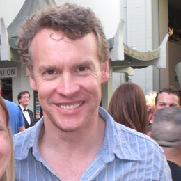 Tate Donovan profile picture