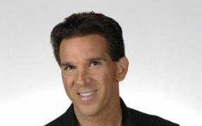 Erik Kuselias