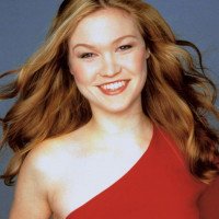 Julia Stiles
