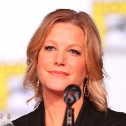 Anna Gunn profile picture
