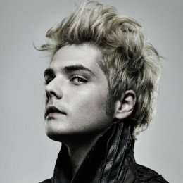 Gerard Way profile picture