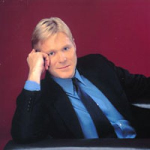 Michael Holmes
