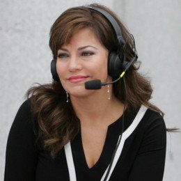 Robin Meade profile picture
