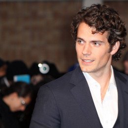 Henry Cavill profile picture