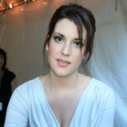 Melanie Lynskey profile picture
