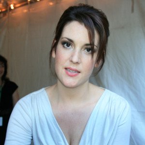 Melanie Lynskey