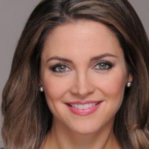 Paula Faris