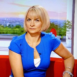 Louise Minchin profile picture