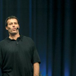 Tony Robbins profile picture