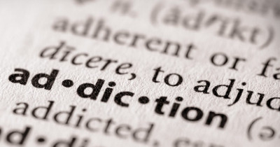 5 Celebrities with the weirdest addictions