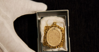 How much woud you pay for Mozart's hair?
