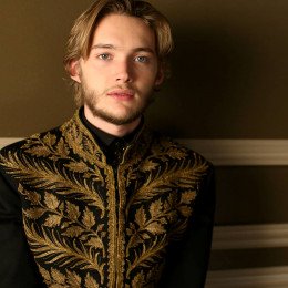 Toby Regbo profile picture
