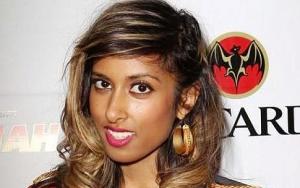 anjulie persaud net worth