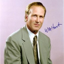 William Hurt profile picture