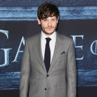 Iwan Rheon 