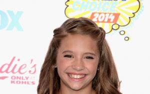 Mackenzie Ziegler biography, net worth, died, solos, singing • biography