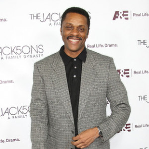 Lawrence Hilton-Jacobs
