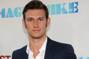Alex Pettyfer