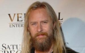 Jerry Cantrell profile picture
