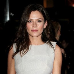Anna Friel profile picture