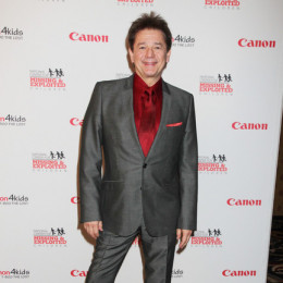 Adrian Zmed profile picture