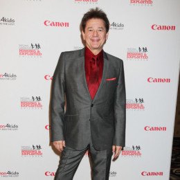 Adrian Zmed profile picture