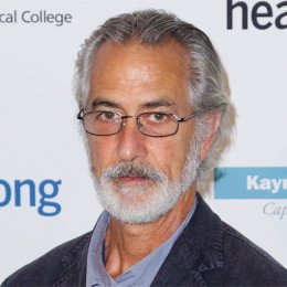David Strathairn profile picture