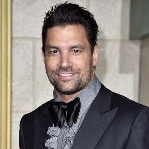 Manu Bennett