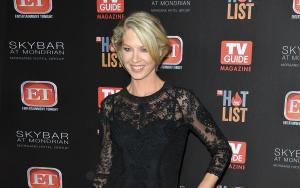 Jenna Elfman  profile picture