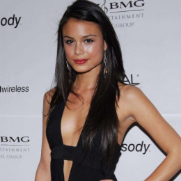 Nathalie Kelley profile picture