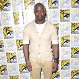D. B. Woodside profile picture