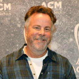 Robert Earl profile picture