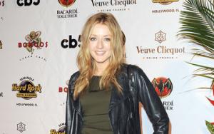 Jennifer Finnigan profile picture