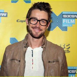Robert Buckley profile picture