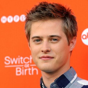 Lucas Grabeel