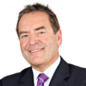 Jeff Stelling 