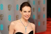 Claire Forlani