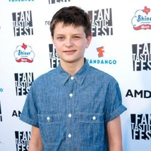 Charlie Tahan