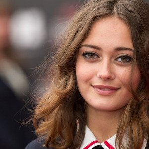 Ella Purnell