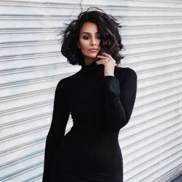 Nazanin Mandi profile picture