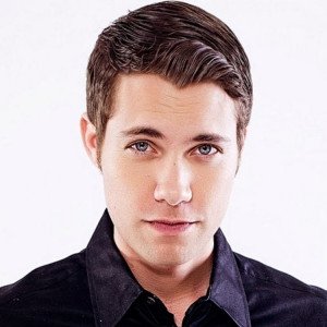 Drew Seeley 
