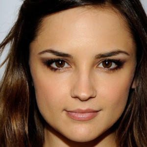 Rachael Leigh Cook